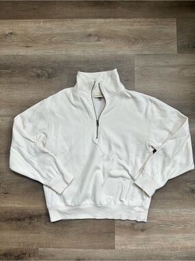 Universal Thread Women's Cream Quarter-Zip Sweater